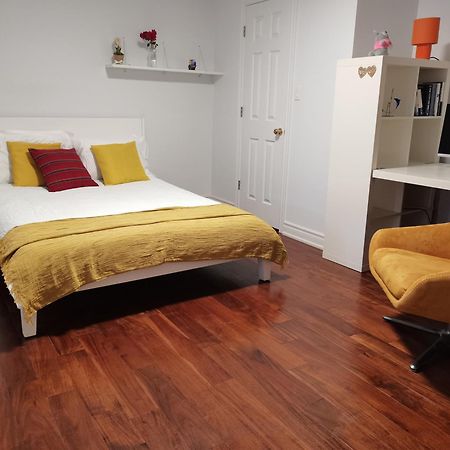 Tree N Stone Toronto Hotel ภายนอก รูปภาพ